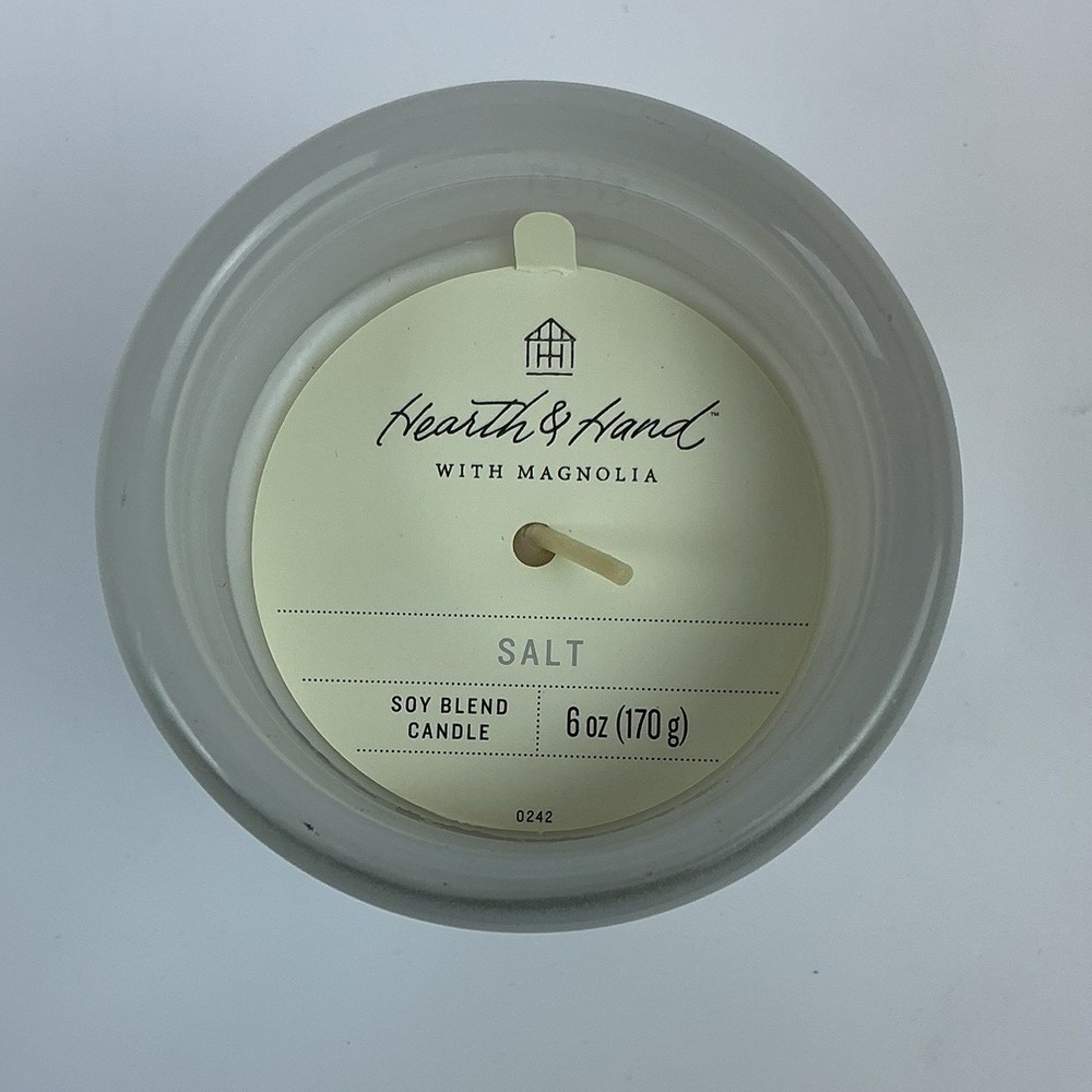 Hearth & Hand with‎ Magnolia Salt Scented Soy Blend Candle 6 oz Gray Glass - Picture 2 of 4